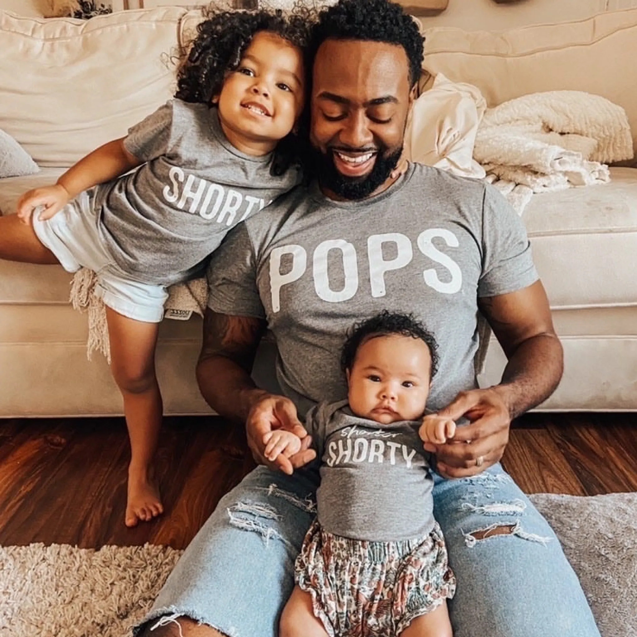 Moms Pops Shorty© - Pregnancy Announcement & Family Matching (Heather Grey)